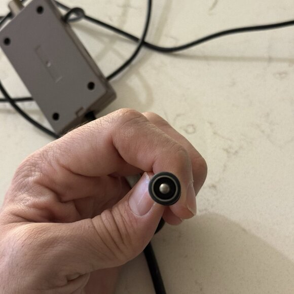 OEM Nintendo NES RF AV Cable Adapter Switch SNES NES-003 Official Authentic - Picture 7 of 9